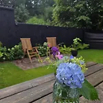 Kleine Buur 3*