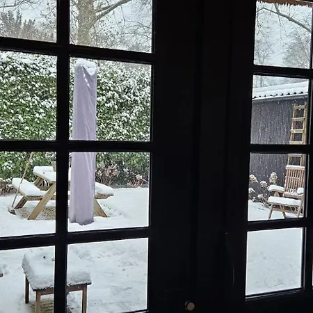 Kleine Buur Bed & Breakfast 3*