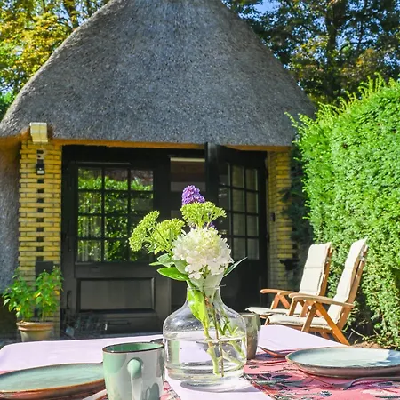 Kleine Buur Bed & Breakfast