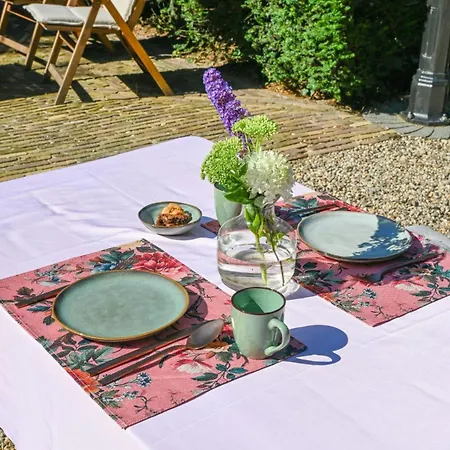 Bed & Breakfast Kleine Buur 3*