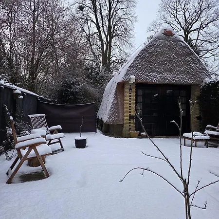 Kleine Buur Bed & Breakfast 3*